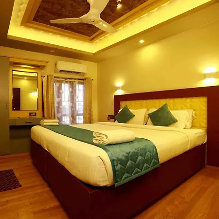Double Decker Houseboat Hotel Alappuzha Exterior photo