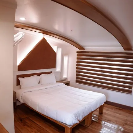Double Decker Houseboat Hotel Alappuzha Exterior photo