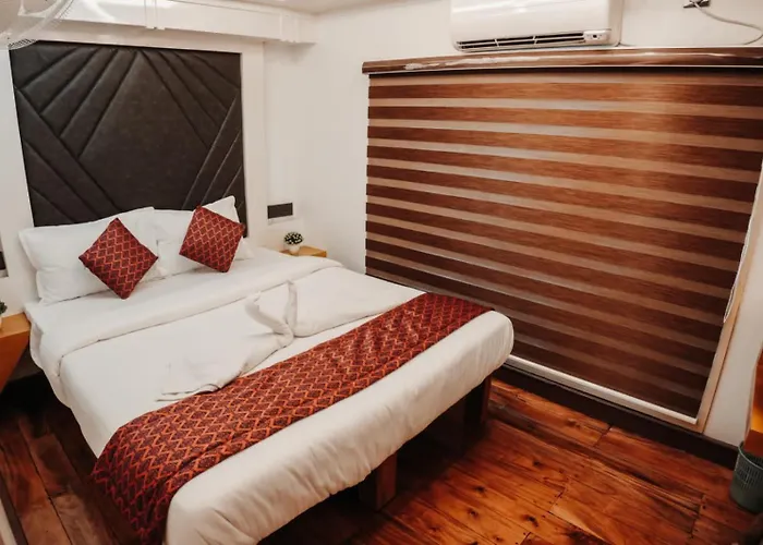 Double Decker Houseboat