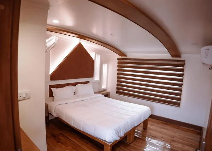 Double Decker Houseboat