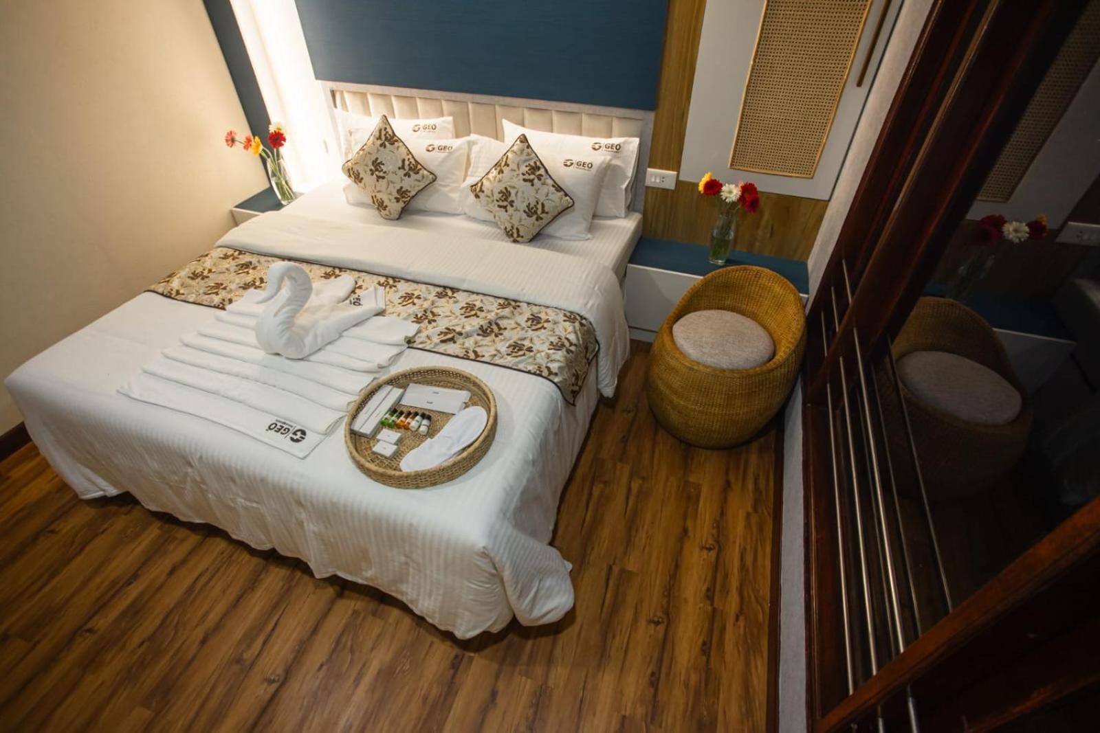 Double Decker Houseboat Botel